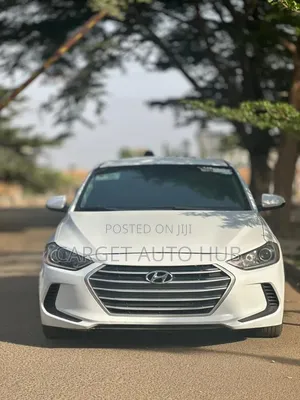 Hyundai Elantra 2017 White