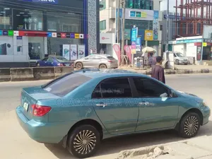Toyota Corolla 2005