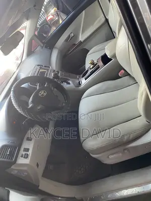 Toyota Venza AWD 2012 Gray