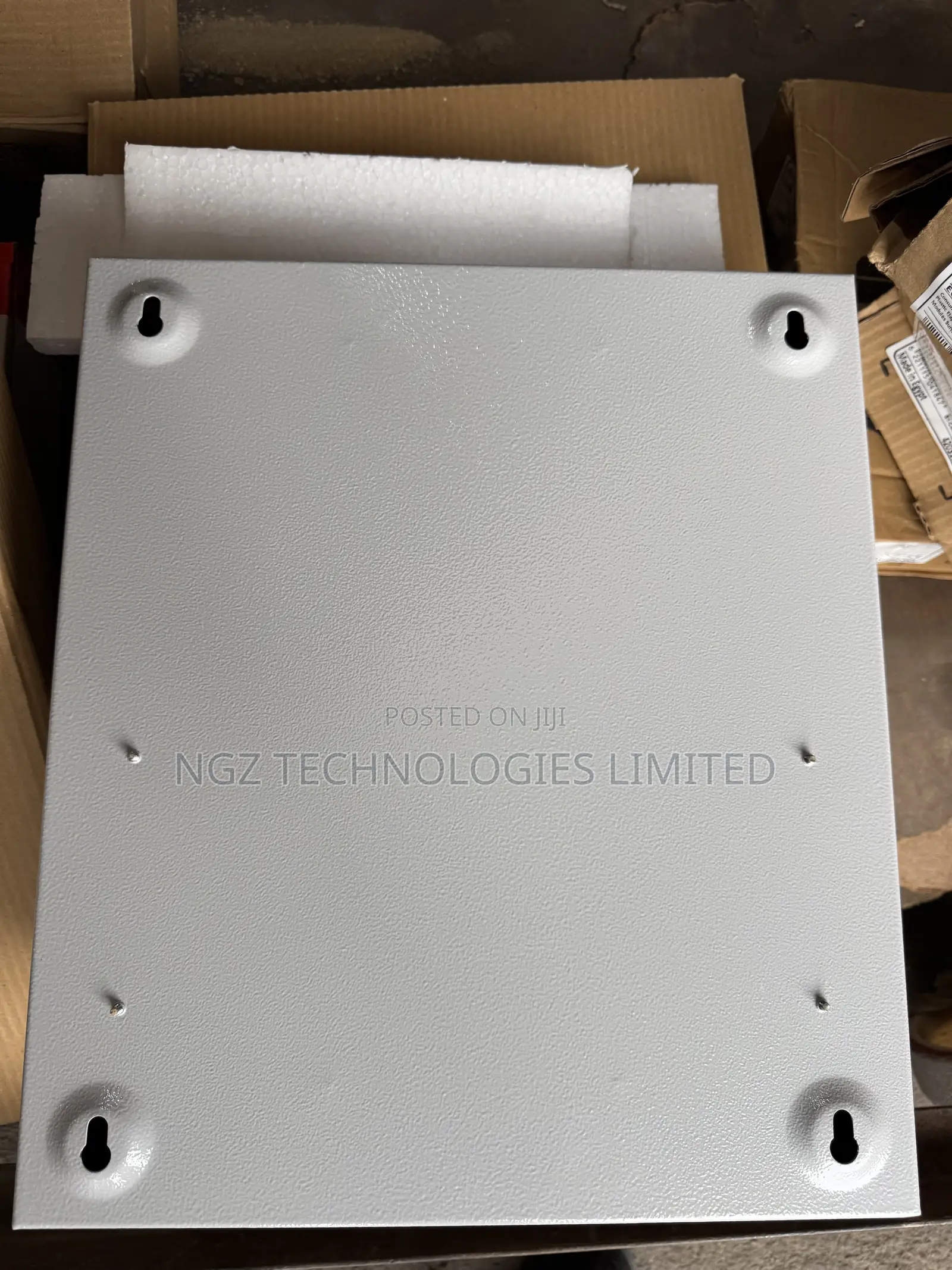 ABB Distribution Board Primo D4 4 Ways 3 Phase