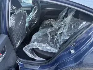 Hyundai Elantra 2016