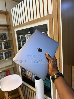 Laptop Apple MacBook Pro 2019 16GB Intel Core i5 SSD 256GB