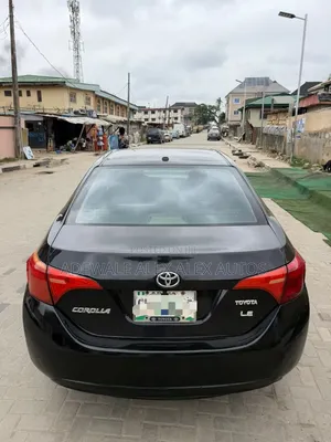 Toyota Corolla 2017 Black