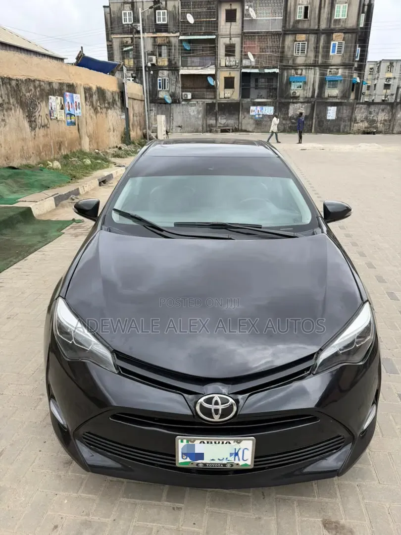 Toyota Corolla 2017 Black