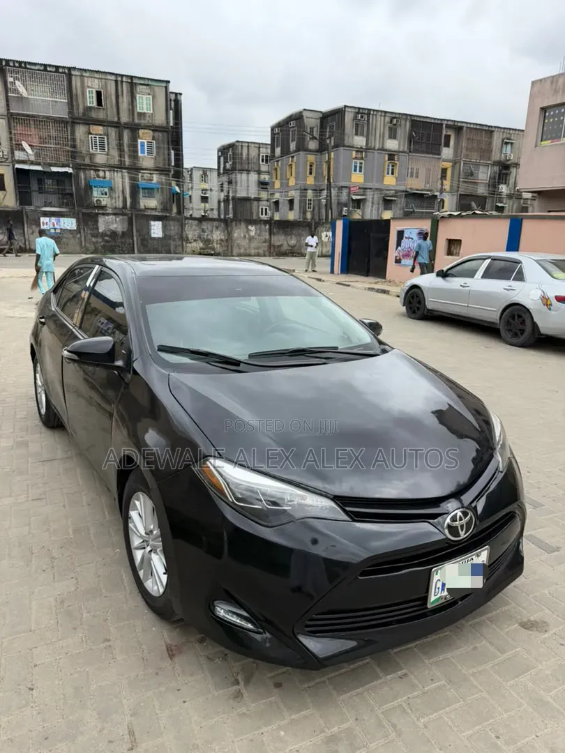 Toyota Corolla 2017 Black