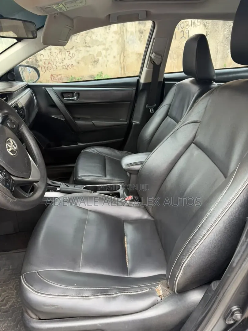 Toyota Corolla 2017 Black