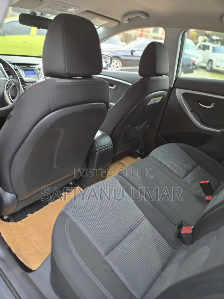 Hyundai Elantra 2014 Silver