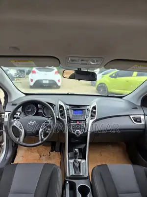Hyundai Elantra 2014 Silver