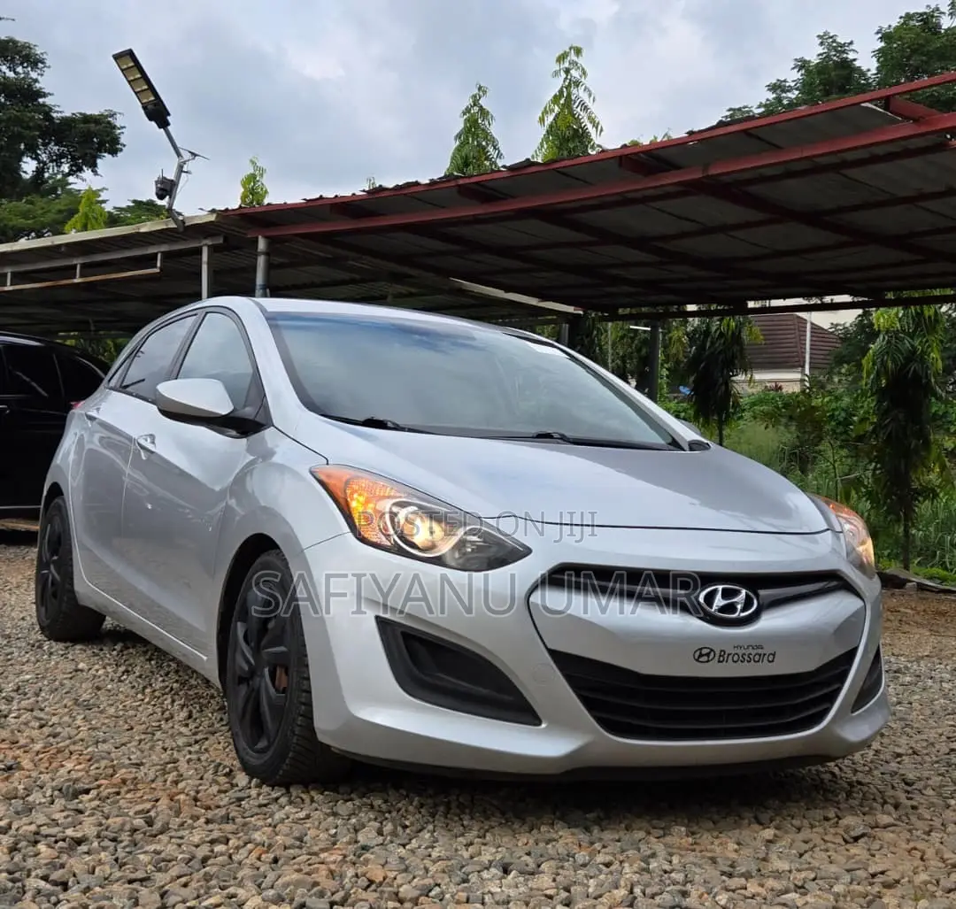 Hyundai Elantra 2014 Silver