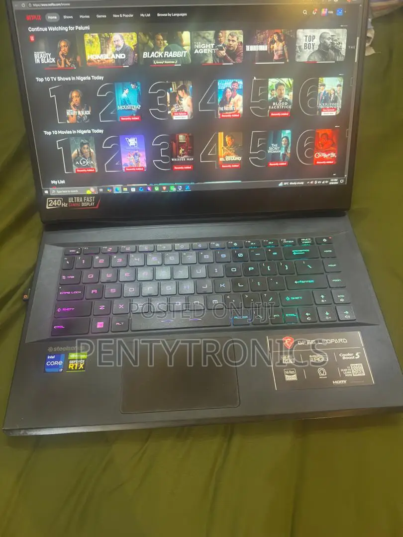 Laptop MSI GP66 LEOPARD 10UG 16GB Intel Core i7 SSD 1T