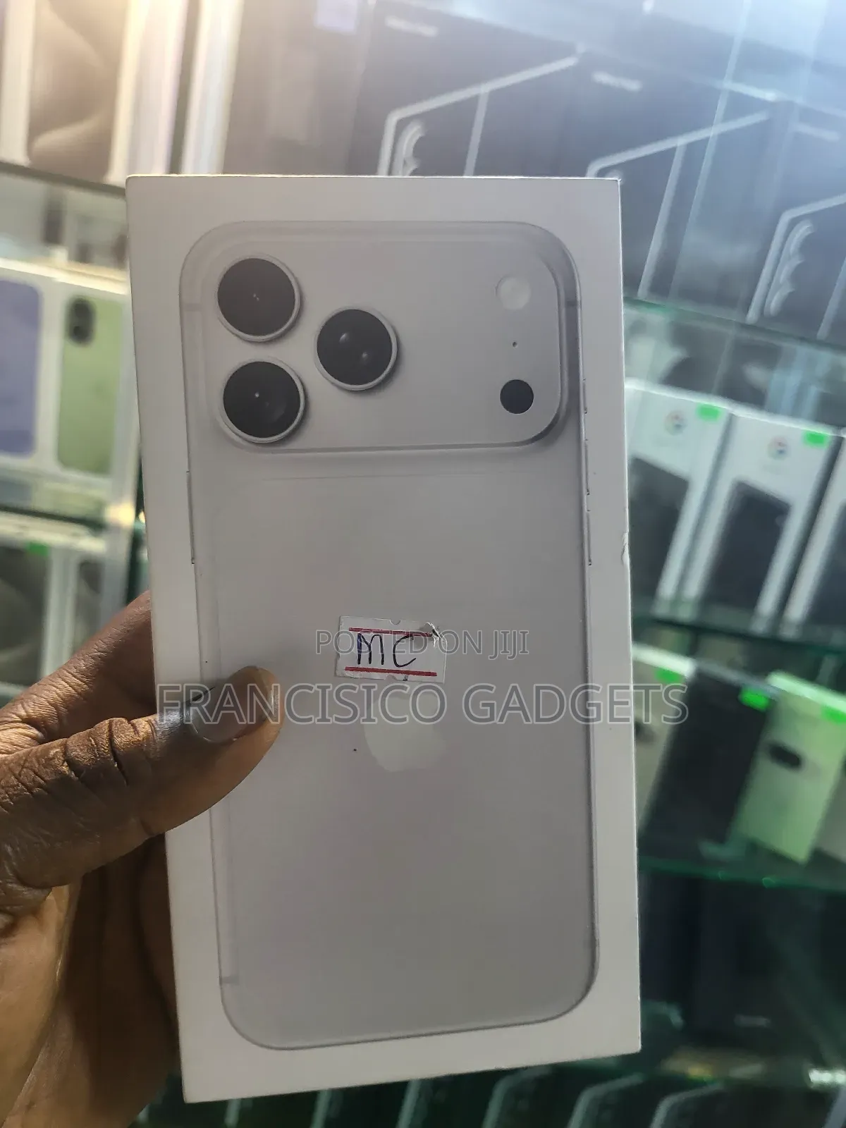 New Apple iPhone 18 Pro Max 256 GB Silver