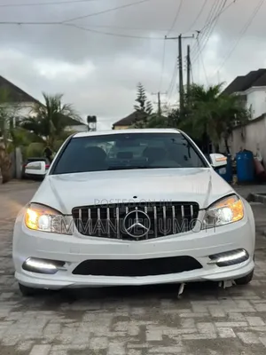 Mercedes-Benz C300 2010 White