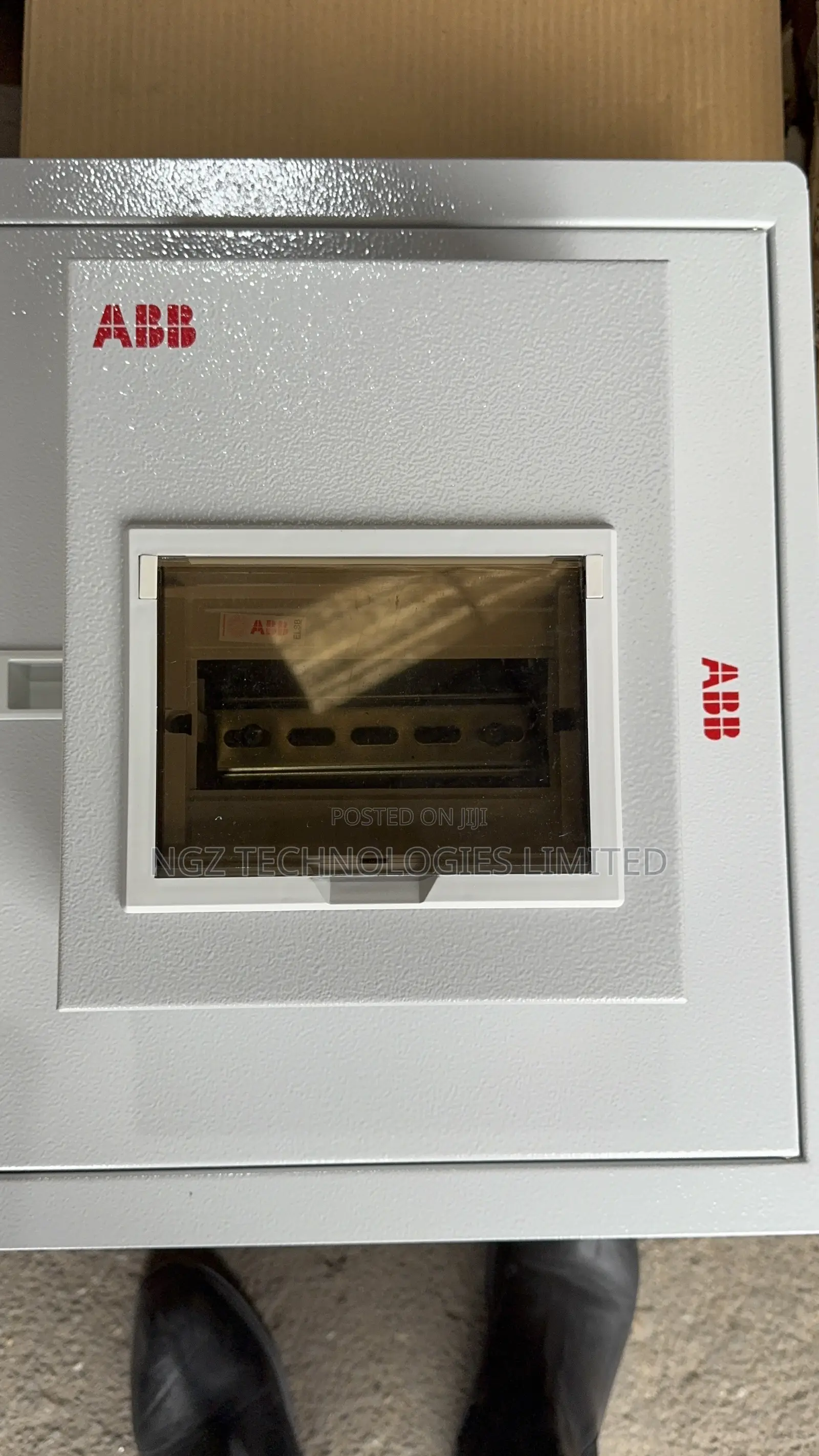 ABB Single Phase DB Distribution Board D4 4 Ways