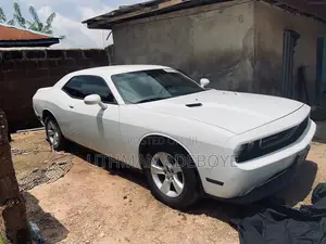 Dodge Challenger SXT 2dr Coupe (3.6L 6cyl 5A) 2014 White