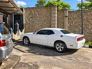 Dodge Challenger SXT 2dr Coupe (3.6L 6cyl 5A) 2014 White