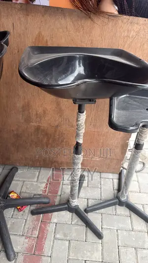 Washing Basin for Salon Purposes