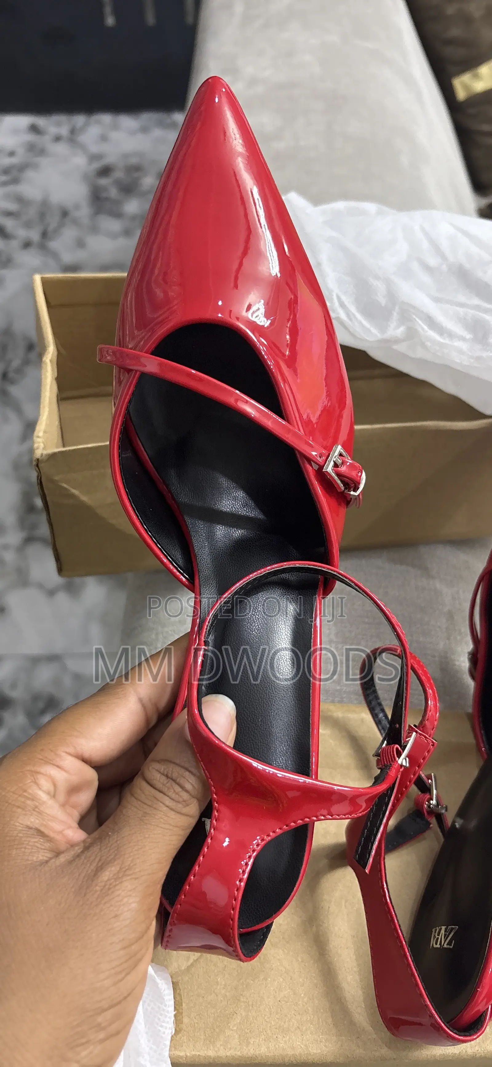 Heel Silk Shoe