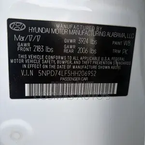 Hyundai Elantra 2017 White
