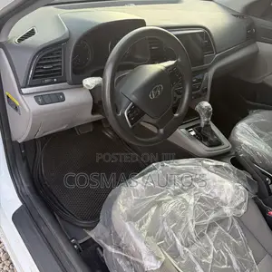 Hyundai Elantra 2017 White