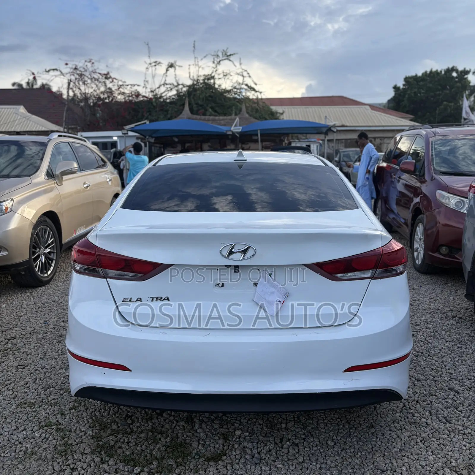 Hyundai Elantra 2017 White