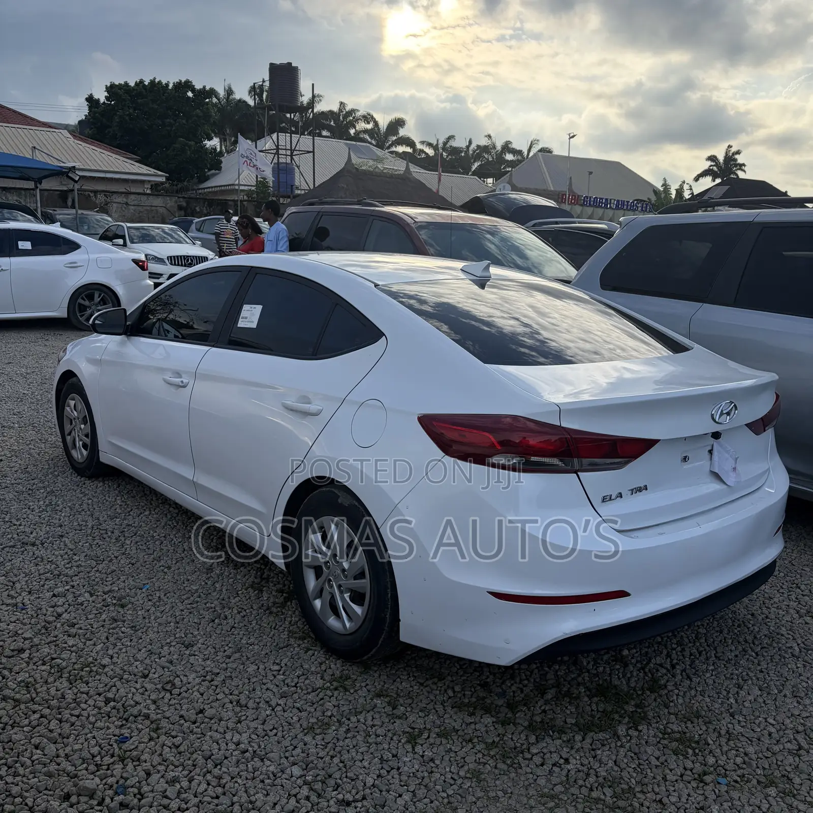 Hyundai Elantra 2017 White