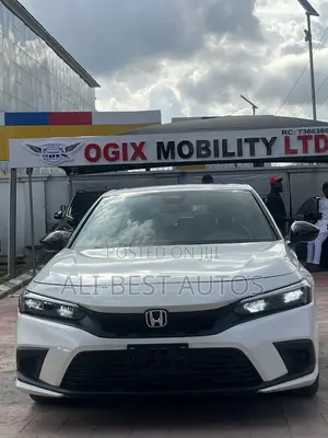 Honda Civic 2022 White