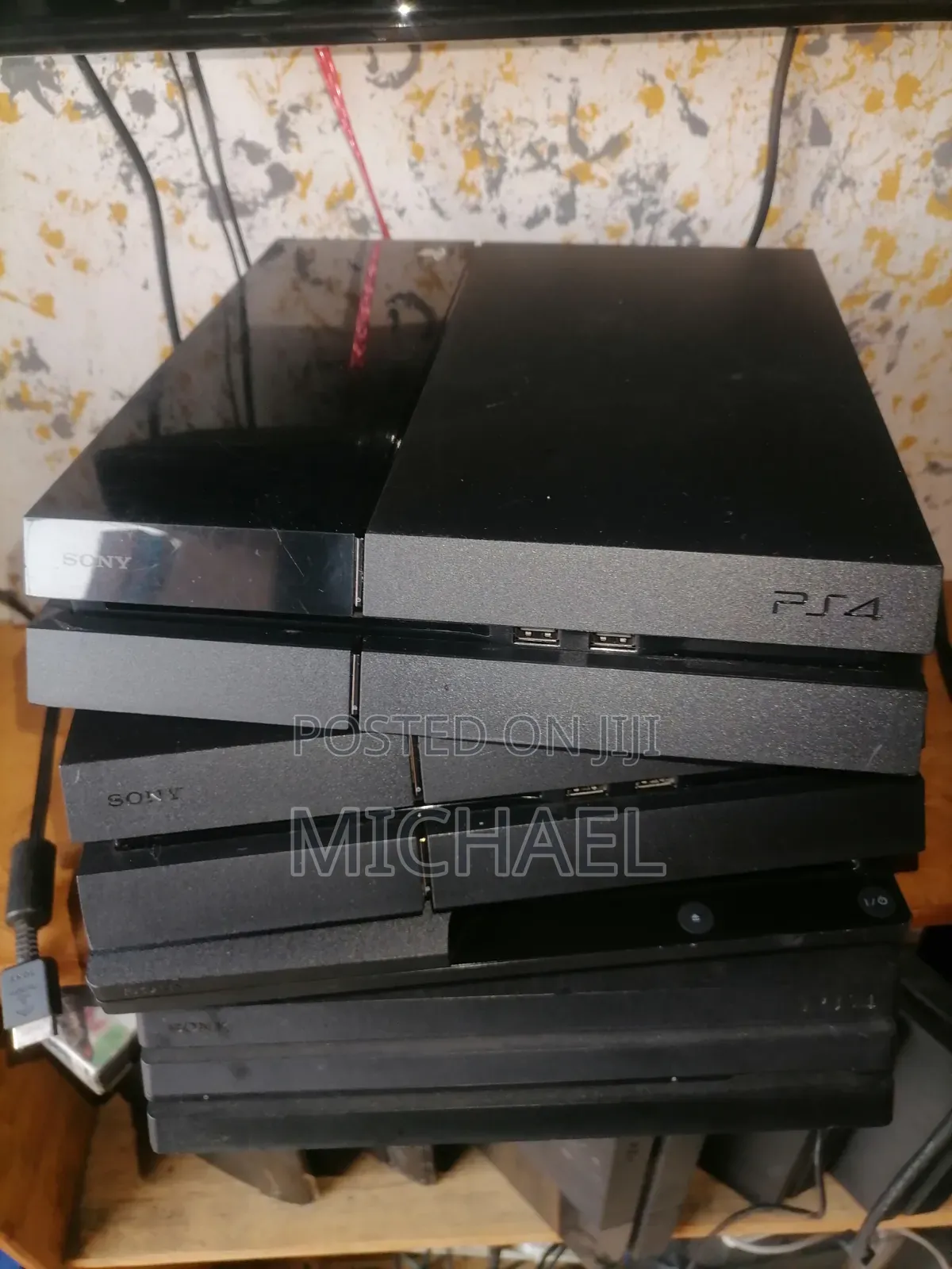 Ps4 Cosoles Complete Set