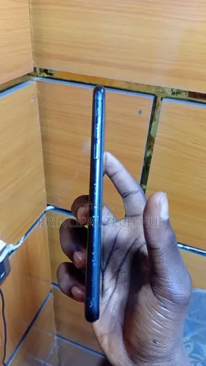 Apple iPhone XR 64 GB Black