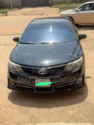 Toyota Camry LE 4dr Sedan (2.5L 4cyl 6A) 2013 Black