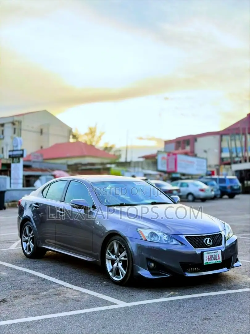 Lexus IS 250 2013 Gray