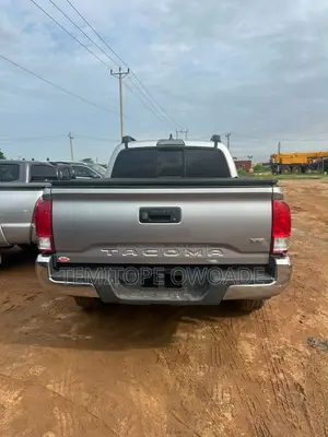 Toyota Tacoma 4dr Double Cab 2016 Gray