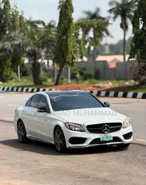 Mercedes-Benz C400 4Matic AWD Sedan (3.0L V6 7A) 2015 White