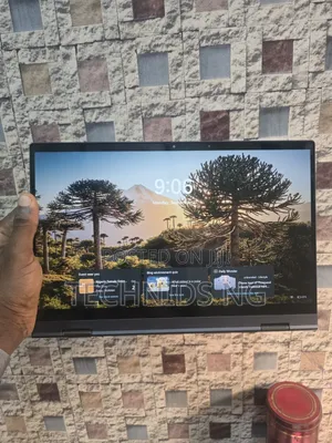 Laptop Dell Inspiron 13 7306 2-in-1 1GB Intel Core i7 SSD 512GB