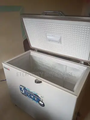 Neatly Used 215L Scanfrost Chest Freezer – Good Condition
