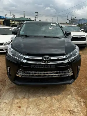 Toyota Highlander XLE 2019 Black