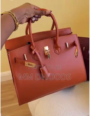 Hermès Leather Bag