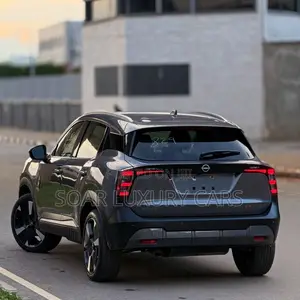 Nissan Kicks SR AWD 2025