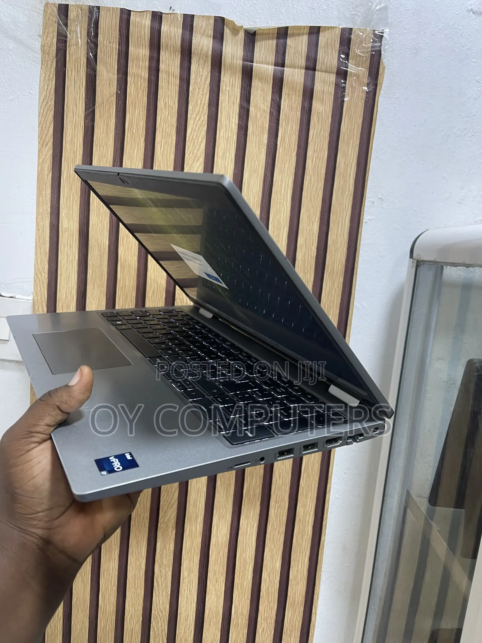 Laptop Dell Latitude 5530 8GB Intel Core i7 SSD 256GB