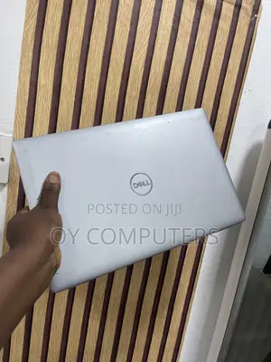Laptop Dell Latitude 5530 8GB Intel Core i7 SSD 256GB