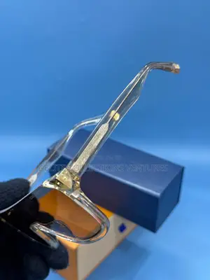 *Brand New Louis Vuitton Eyewear*