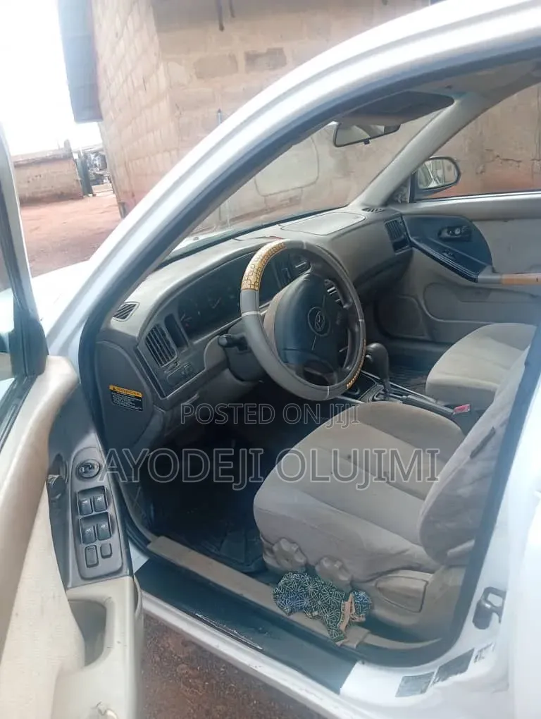 Hyundai Accent 2008 White
