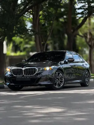 BMW 520i 2025 Black