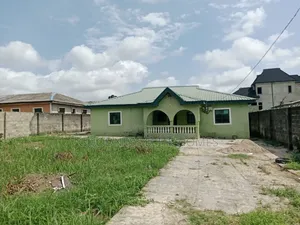 4bdrm Bungalow in Alaso Alagbado for sale
