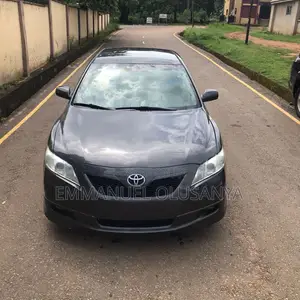 Toyota Camry SE 4dr Sedan (2.4L 4cyl 5A) 2009 Gray