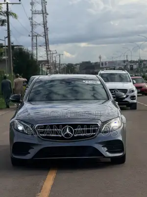 Mercedes-Benz E350 2020 Gray