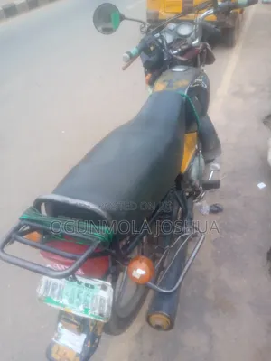 TVS HLX Plus ES 2019 Black