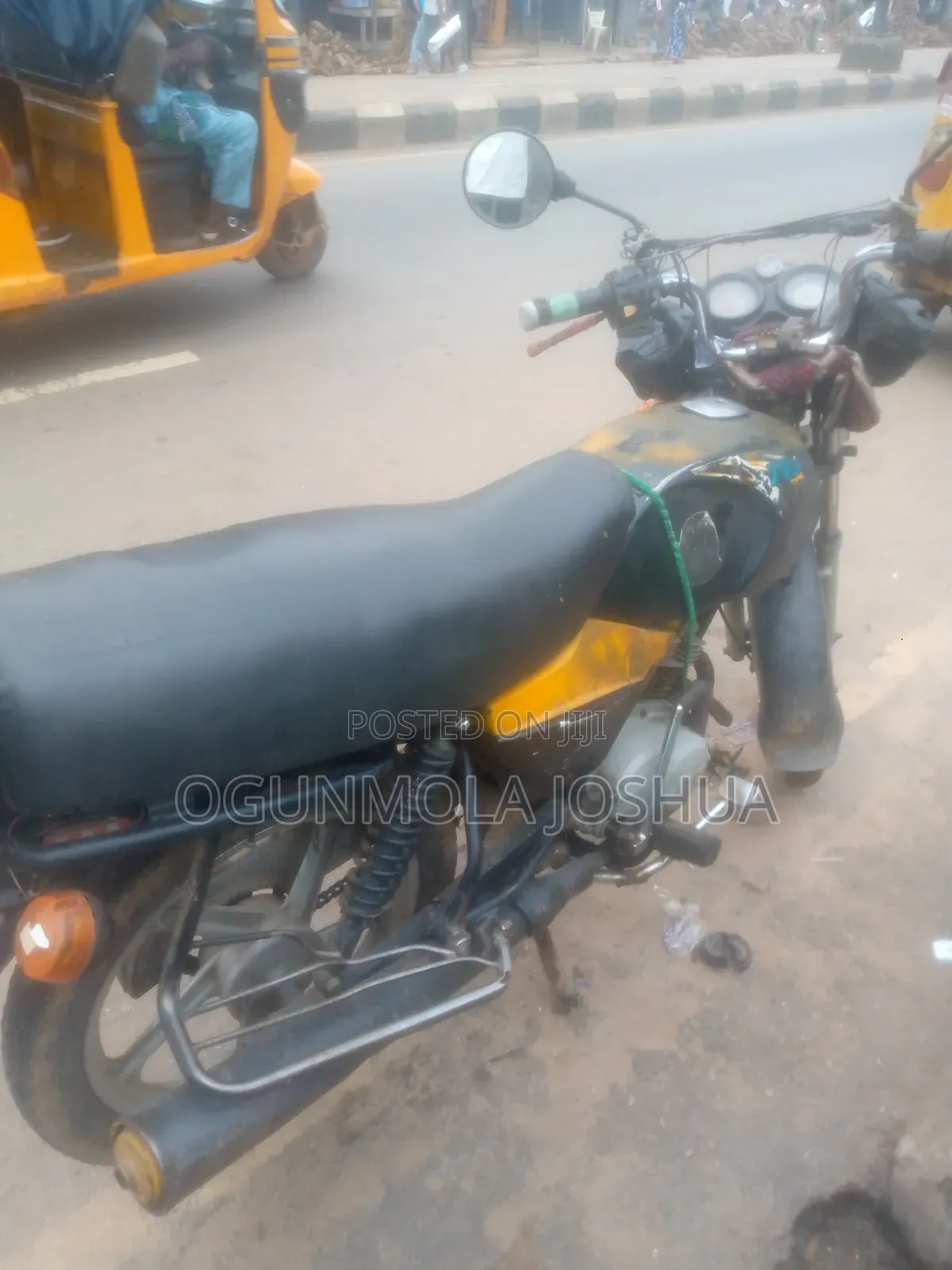 TVS HLX Plus ES 2019 Black