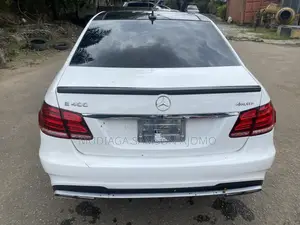 Mercedes-Benz E400 2014 White