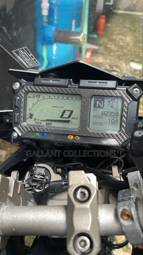 Yamaha 2017 Black