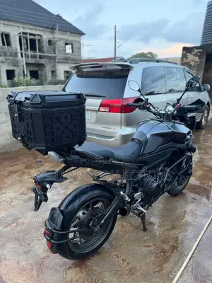 Yamaha 2017 Black